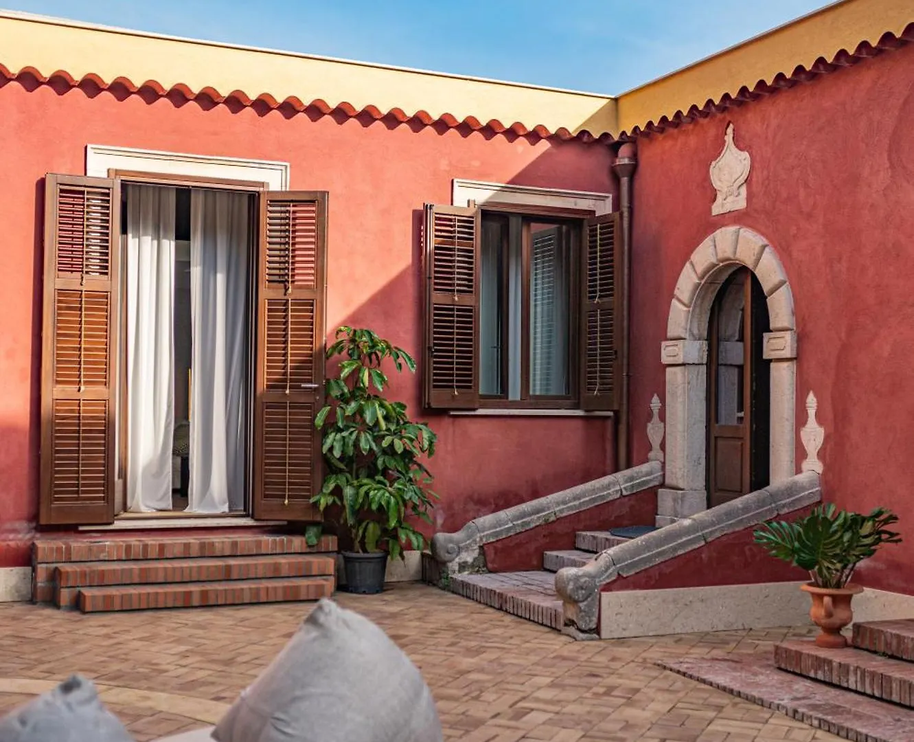 بيت ضيافة Villa Conrad تاورمينا